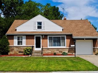 26241 Parklane Dr, Euclid, OH 44132