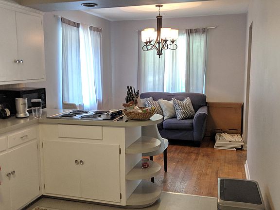 3rd image of 289 Broad Meadows Blvd