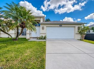3449 NE 11th Ave, Cape Coral, FL 33909