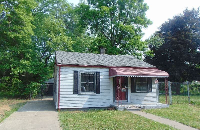 1st image of 22316 Puritan St