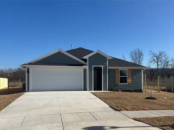 580 Mac St, Prairie Grove, AR 72753