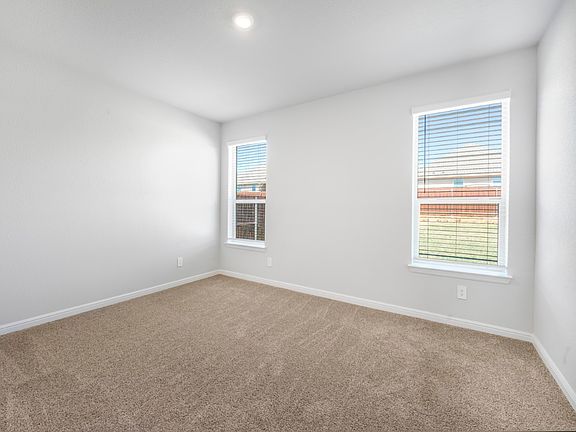 5th image of 2809 Aiden Ln