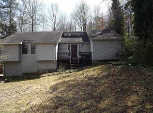 402 Magnolia Ct, Woodstock, GA 30188