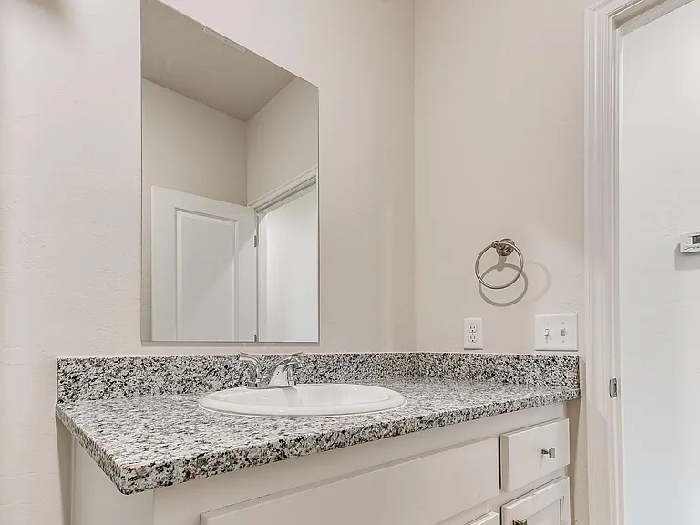 3801 Franks Way — Photo 36
