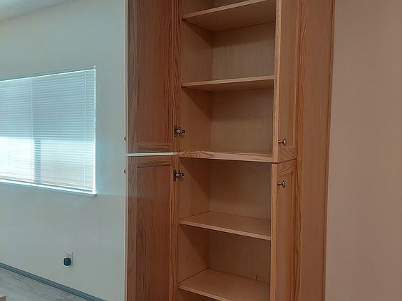 5th image of 14900 Lemoli Ave APT 01