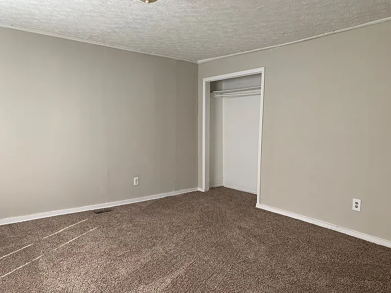 1219-21 Pierce St — Photo 10
