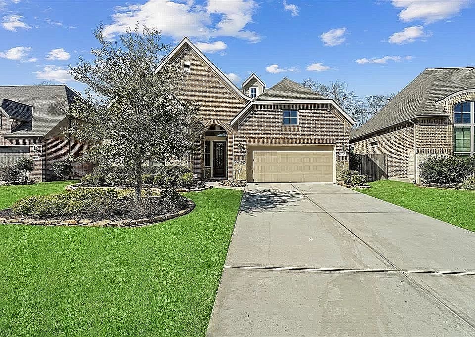 1st image of 23423 Millbrook Dr