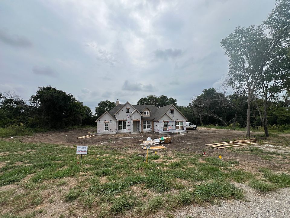2nd image of 1021 Kessler Rd