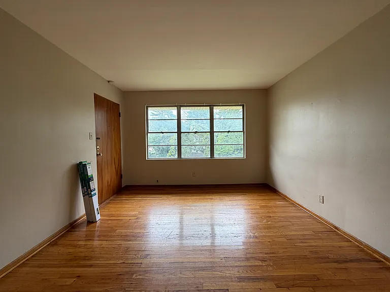 1205 S Logan St #3 — Photo 2