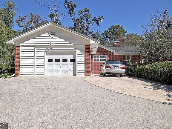 4th image of 2 Brookside Dr