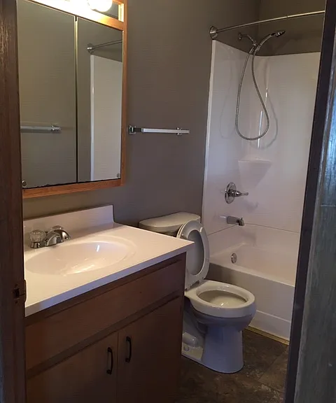 525 W Spring St #4 — Photo 22
