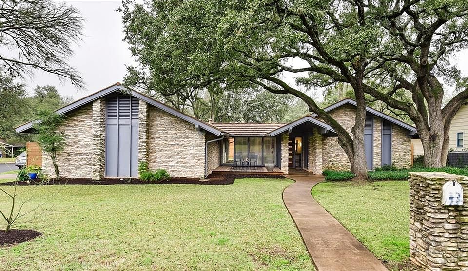 1st image of 3601 Brownwood Dr