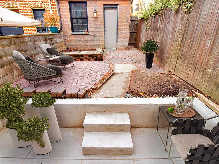 176 Harrison Ave #1 — Photo 2