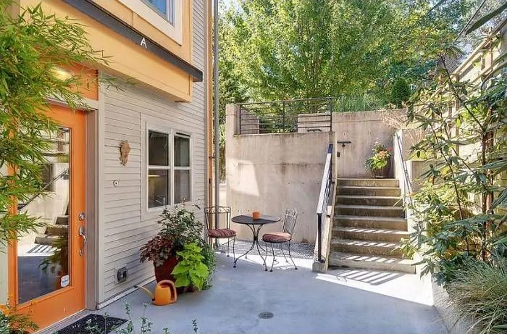 3 bed, 1670 sqft, $4,500 — Photo 2