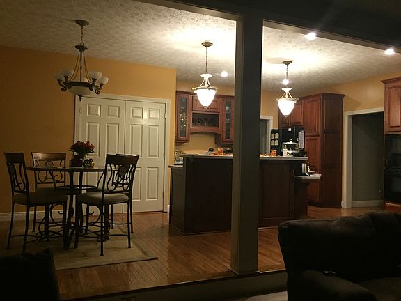 3rd image of 25 Freedom Ln
