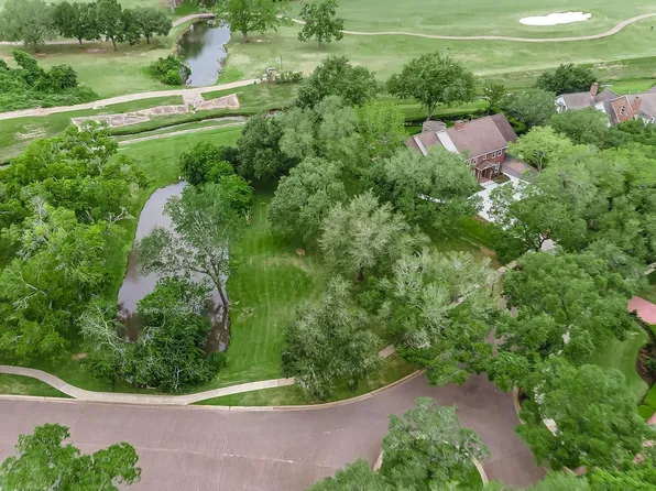 25 The Oval St, Sugar Land, TX 77479