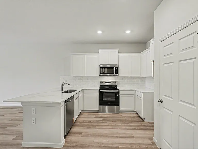 8995 Orchid Reserve Cir — Photo 5