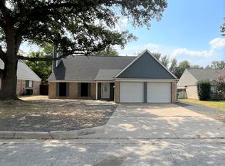 4104 Orchard Hill Dr, Arlington, TX 76016