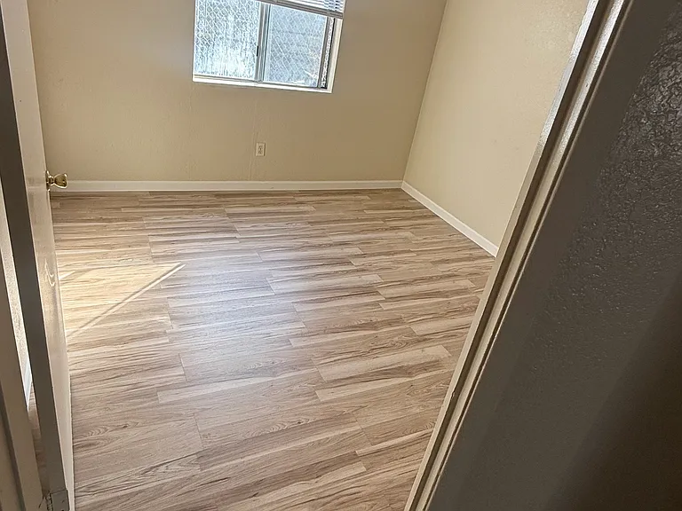 1230 Pioneer Ave #116 — Photo 1