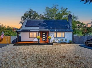 325 Texas Dr, Brick, NJ 08723
