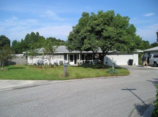 638 Manor Dr W, Dunedin, FL 34698