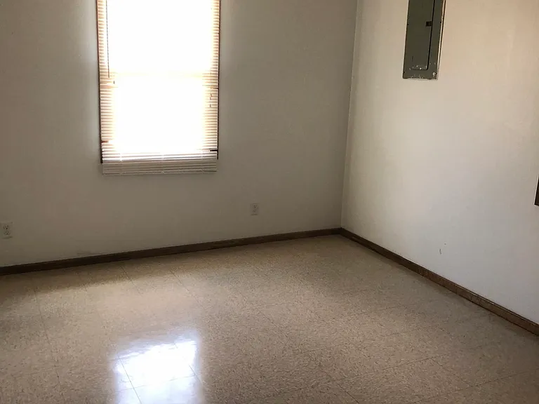 119 Dupre Ln — Photo 4