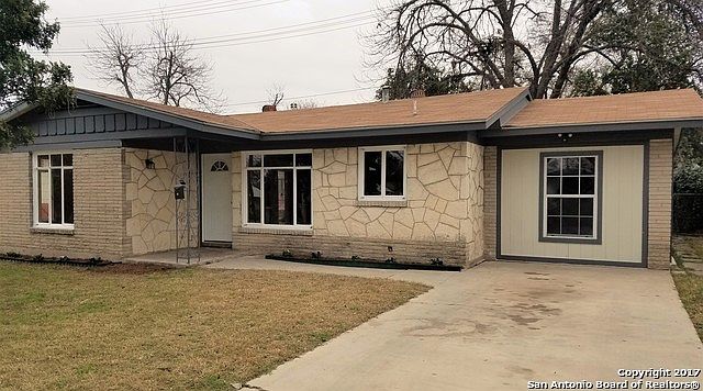 1st image of 218 Eland Dr