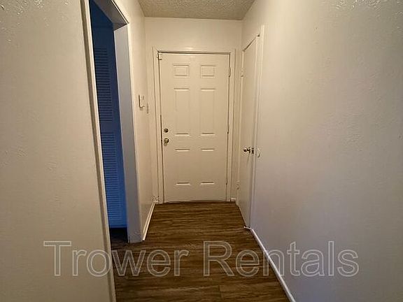 3rd image of 1800 Cord St