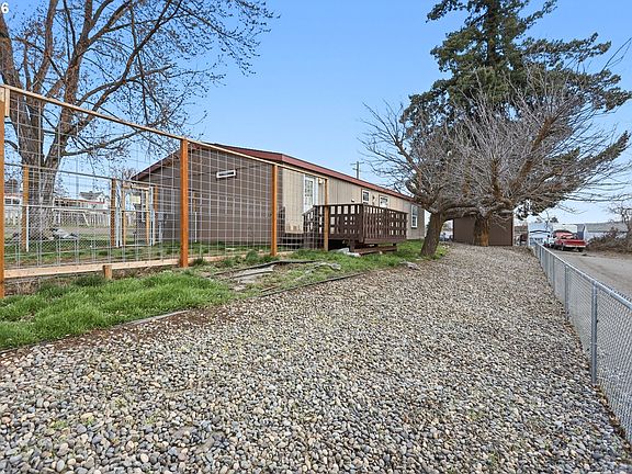 5th image of 501 NW 3rd St