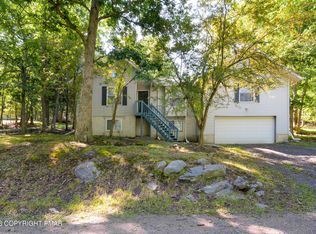 75 Hilltop Cir, East Stroudsburg, PA 18302