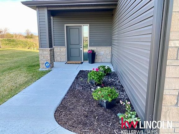 2nd image of 10327 Wayborough Ln