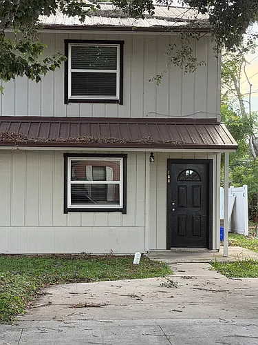 100 Stefanik Rd #100 Photo 1