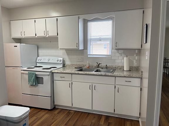 3rd image of 3609 Portage Blvd #2