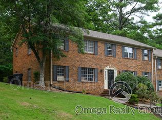 2042 Montreat Cir APT A, Vestavia Hills, AL 35216