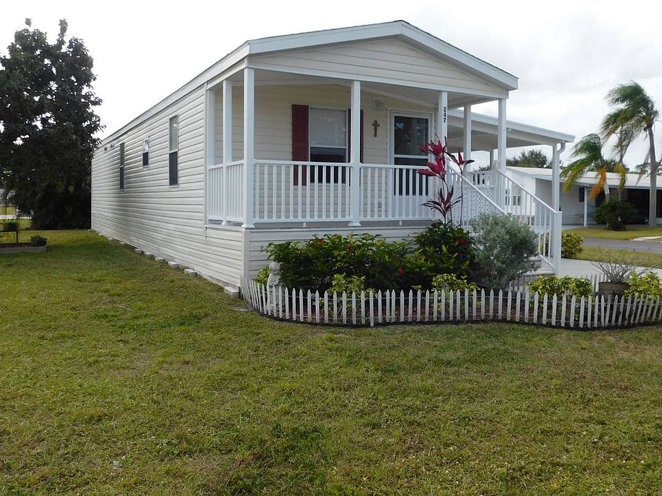 1st image of 247 Hobnail Dr