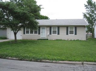 1414 Viking Ln, Marshall, MO 65340