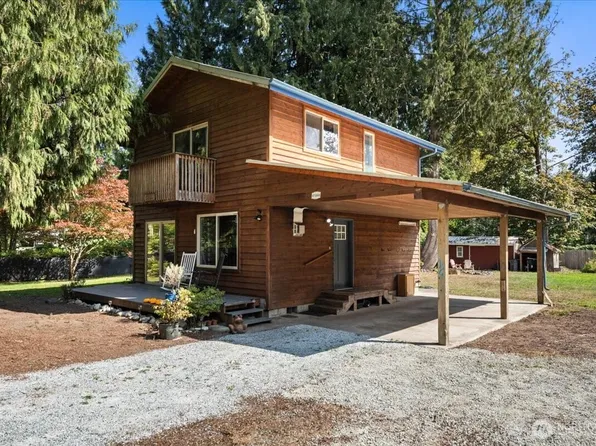41666 Mountain View Ln, Concrete, WA 98237