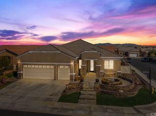 11057 Phoenix St, Apple Valley, CA 92308