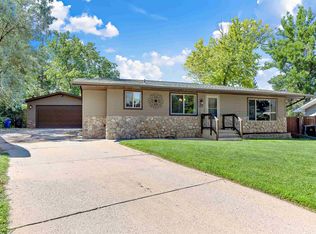 2103 Arrow St, Rapid City, SD 57702
