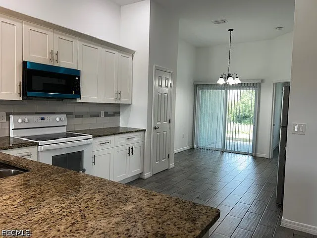 2202 Haviland Ave S — Photo 20