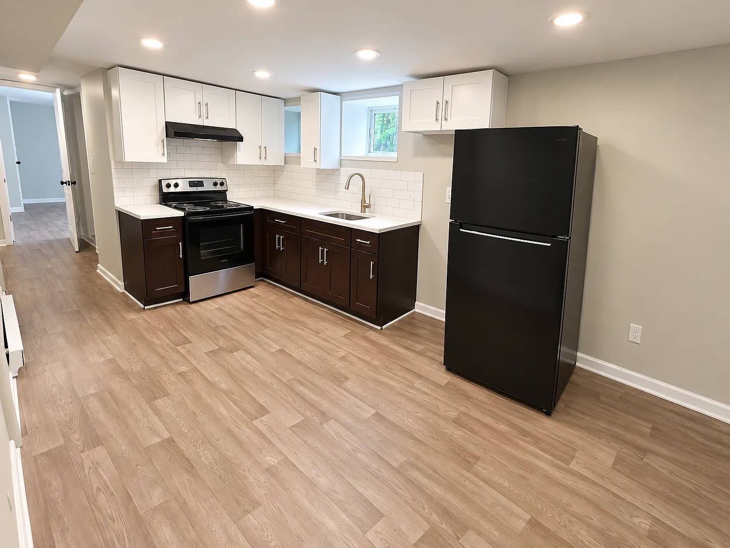 3 bed, 1200 sqft, $1,695 — Photo 1