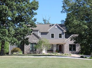 1266 Rogier Dr, Greenville, IL 62246
