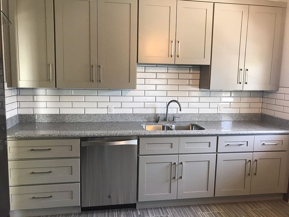 1st image of 428 W Stocker St #C