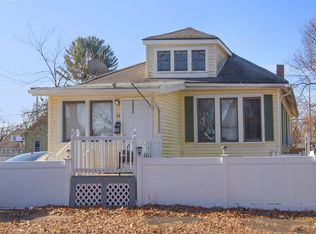 28 Nathaniel St, Springfield, MA 01109