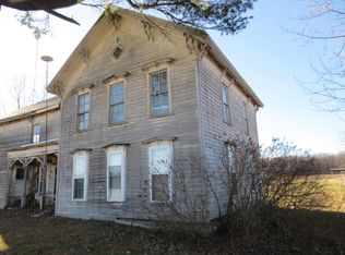 2572 S McClelland Rd, Ithaca, MI 48847