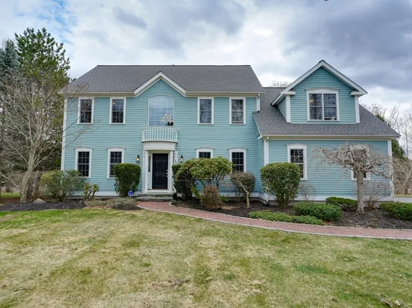 390 Hudson St, Northborough, MA 01532