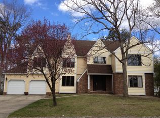 13 W End Ave, Spotswood, NJ 08884