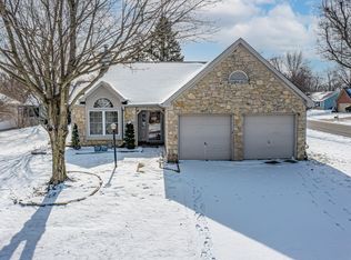 6751 Wild Cherry Dr, Fishers, IN 46038