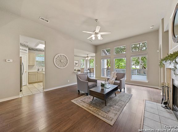 4th image of 1126 Canyon Brk
