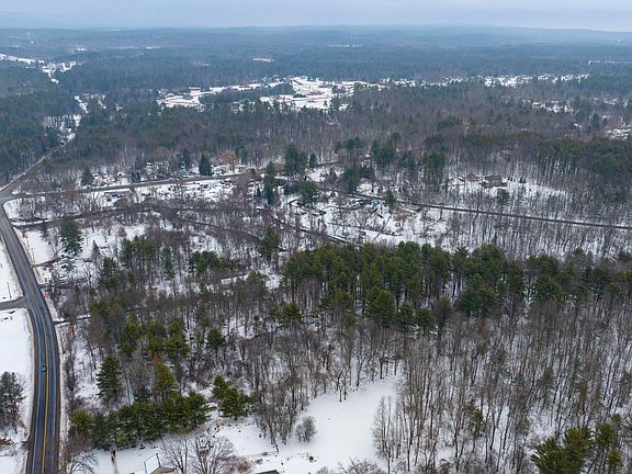 3rd image of 874 Middle Line Road